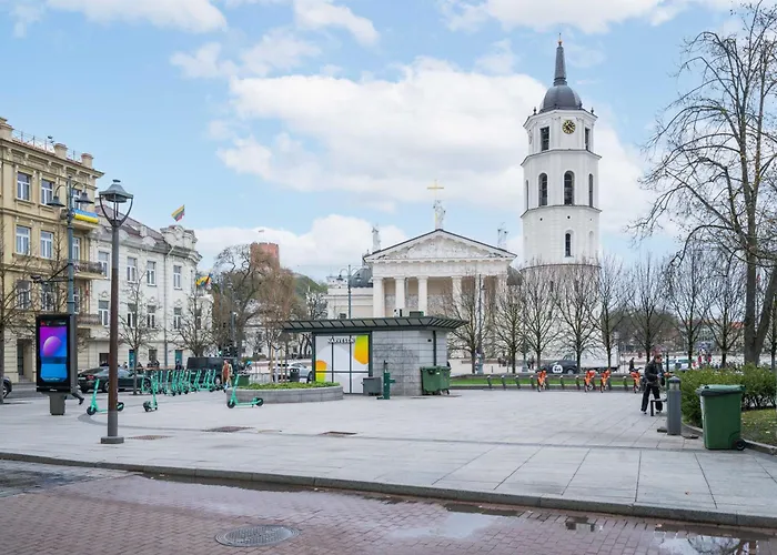 Butas Cathedral Square *